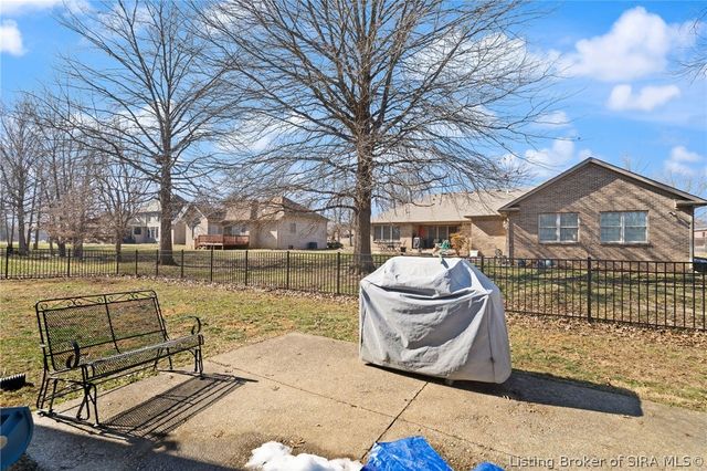 1711 Nole Drive, Jeffersonville, IN 47130