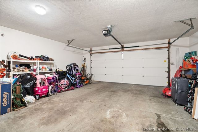 1711 Nole Drive, Jeffersonville, IN 47130