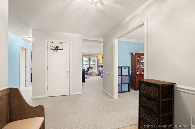 1711 Nole Drive, Jeffersonville, IN 47130