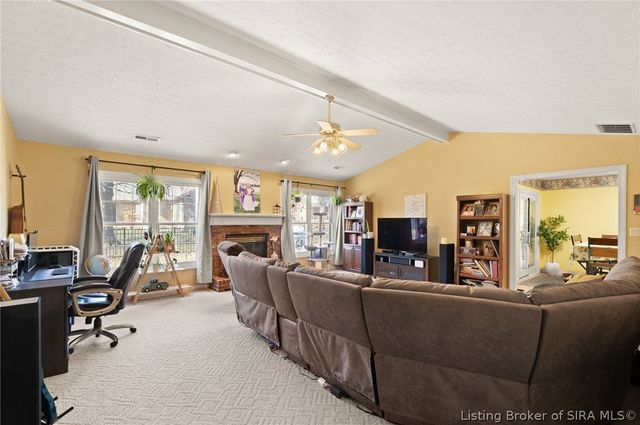 1711 Nole Drive, Jeffersonville, IN 47130