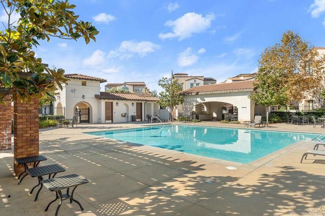 543 W Foothill Blvd 120, Glendora, CA 91741