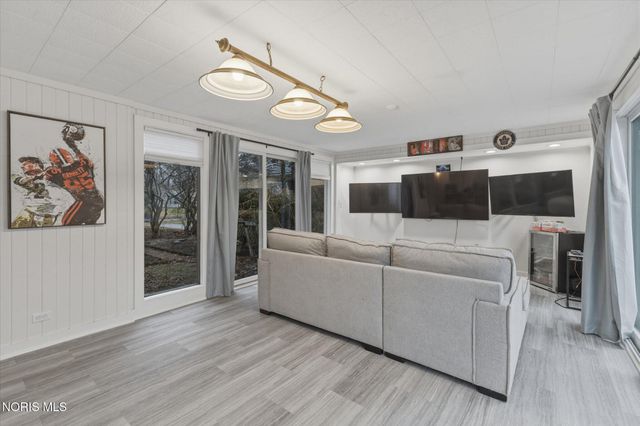 2850 Kenwood Boulevard, Toledo, OH 43606