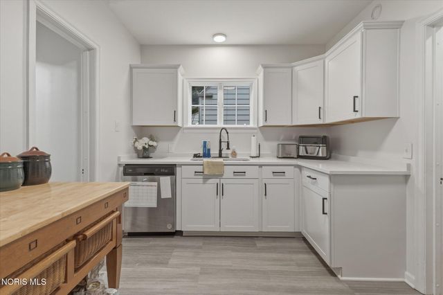 2850 Kenwood Boulevard, Toledo, OH 43606