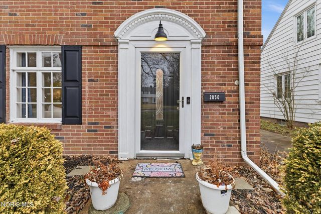 2850 Kenwood Boulevard, Toledo, OH 43606