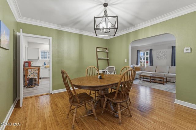 2850 Kenwood Boulevard, Toledo, OH 43606