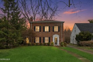 2850 Kenwood Boulevard, Toledo, OH 43606