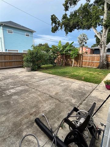 5350 6TH AVENUE N, St Petersburg, FL 33710