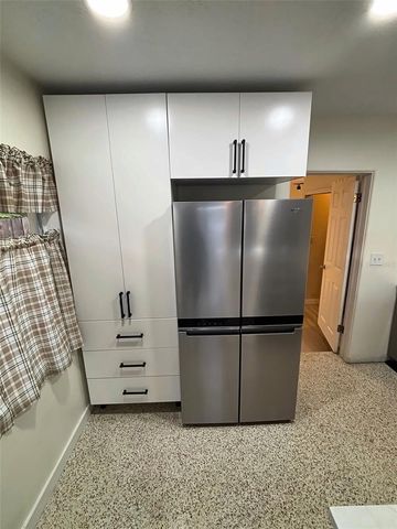 5350 6TH AVENUE N, St Petersburg, FL 33710