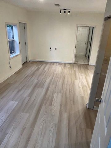 5350 6TH AVENUE N, St Petersburg, FL 33710