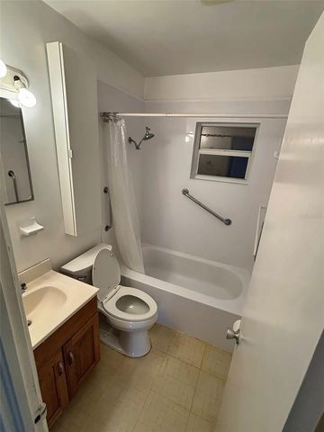 5350 6TH AVENUE N, St Petersburg, FL 33710