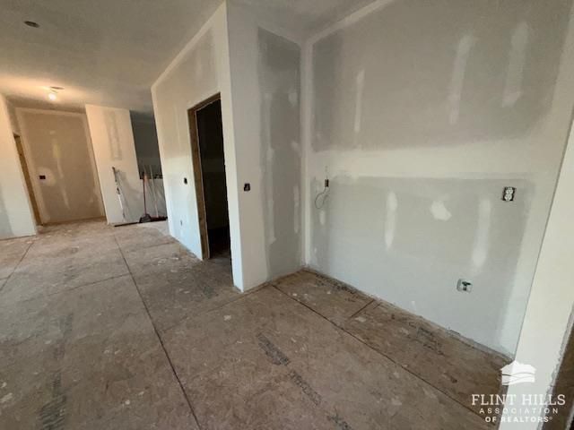 2406 Sawmill, Junction City, KS 66441