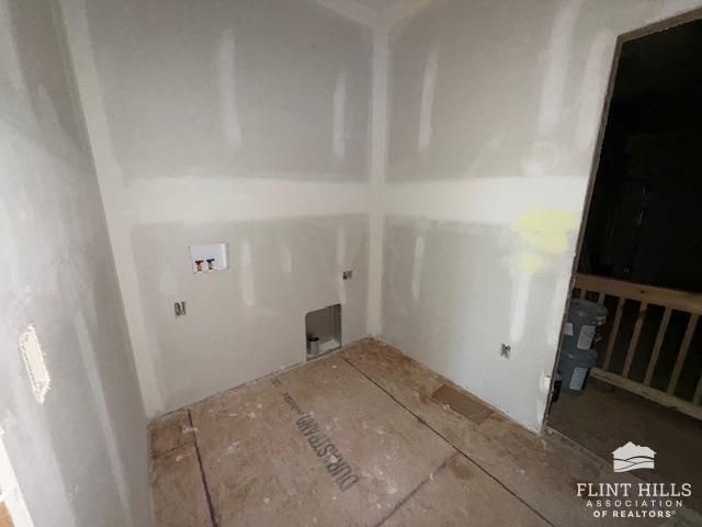 2406 Sawmill, Junction City, KS 66441