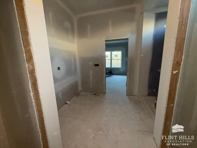 2406 Sawmill, Junction City, KS 66441