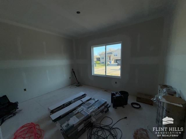 2406 Sawmill, Junction City, KS 66441