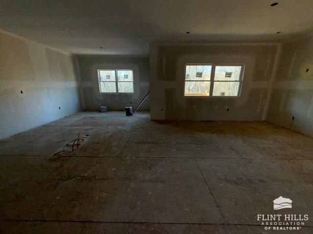 2406 Sawmill, Junction City, KS 66441