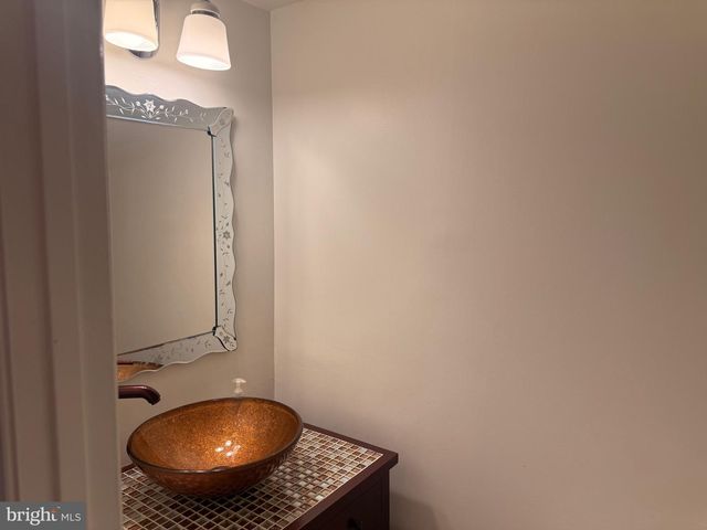 607 CONCERTO LN, Silver Spring, MD 20901