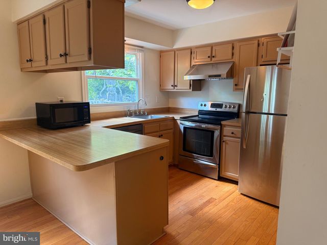 607 CONCERTO LN, Silver Spring, MD 20901