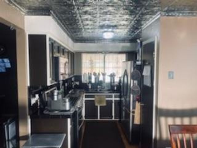 4901 Lambs LN, Austin, TX 78744