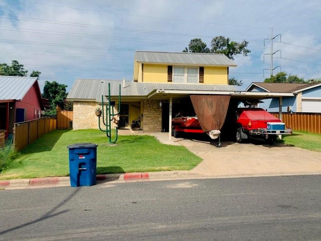 4901 Lambs LN, Austin, TX 78744