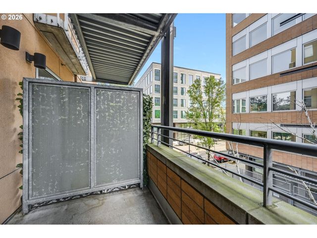 701 COLUMBIA St 313, Vancouver, WA 98660