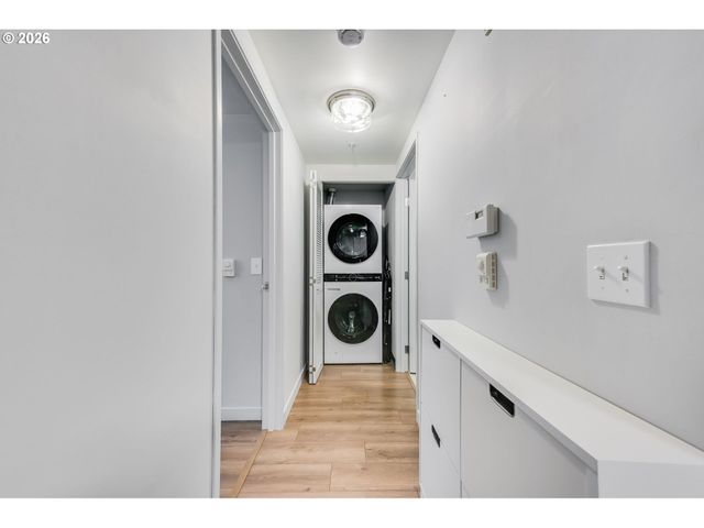 701 COLUMBIA St 313, Vancouver, WA 98660