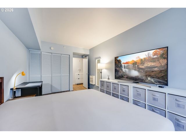 701 COLUMBIA St 313, Vancouver, WA 98660