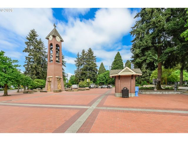 701 COLUMBIA St 313, Vancouver, WA 98660
