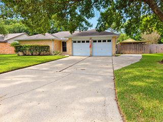 5383 Lincoln Green Drive, Katy, TX 77493