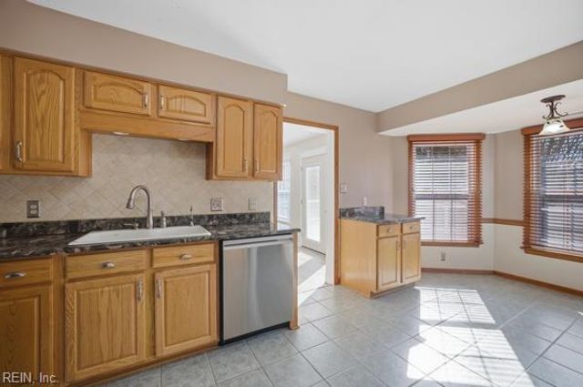 2484 Piney Bark DR, Virginia Beach, VA 23456