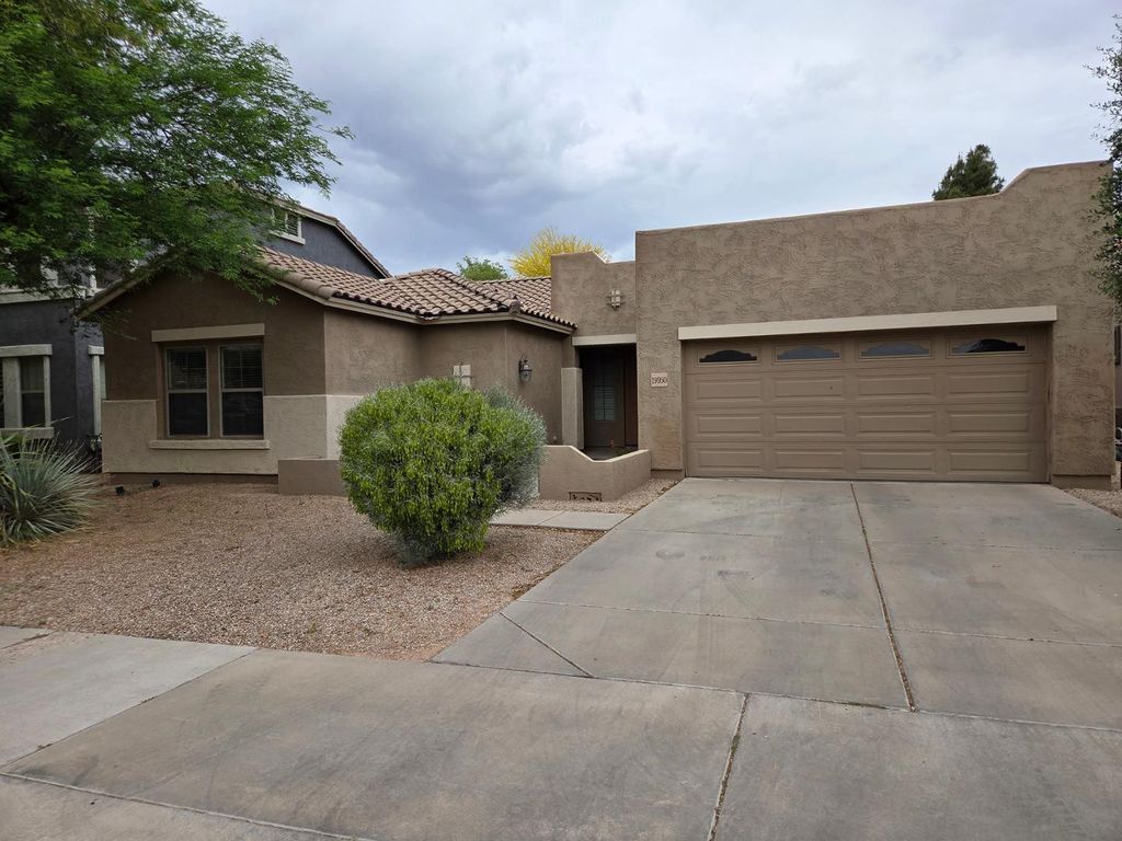 19950 E Reins Road, Queen Creek, AZ 85142