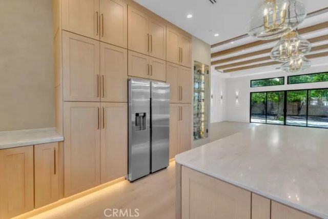 8825 Sophia Avenue, North Hills, CA 91343