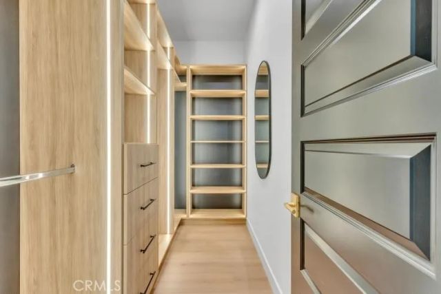 8825 Sophia Avenue, North Hills, CA 91343