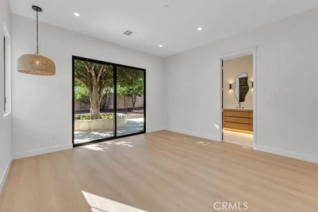 8825 Sophia Avenue, North Hills, CA 91343