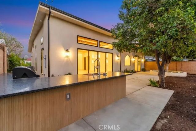 8825 Sophia Avenue, North Hills, CA 91343