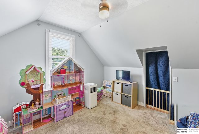 422 N 9th Street, Plattsmouth, NE 68048