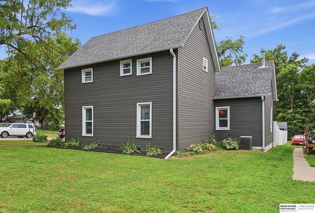 422 N 9th Street, Plattsmouth, NE 68048
