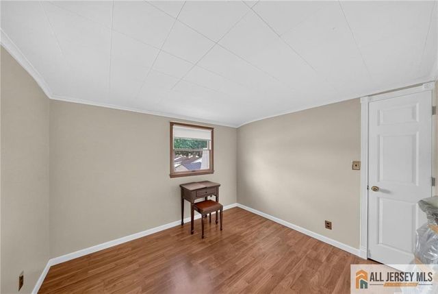 18 Woodland Road, Spotswood, NJ 08884