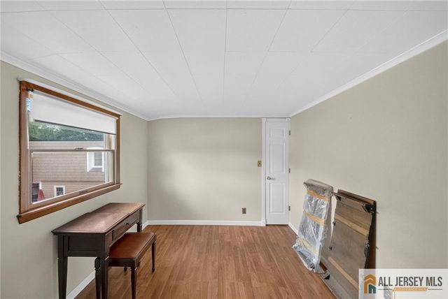 18 Woodland Road, Spotswood, NJ 08884
