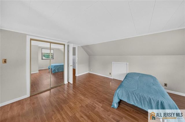 18 Woodland Road, Spotswood, NJ 08884