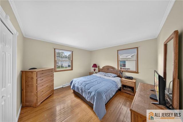 18 Woodland Road, Spotswood, NJ 08884