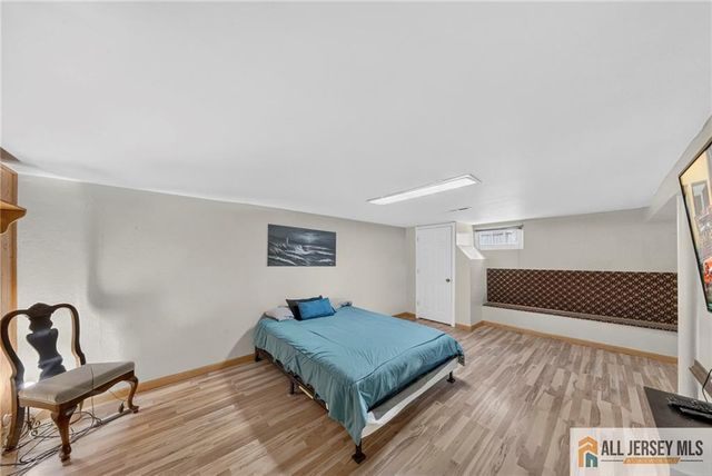18 Woodland Road, Spotswood, NJ 08884