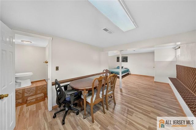 18 Woodland Road, Spotswood, NJ 08884