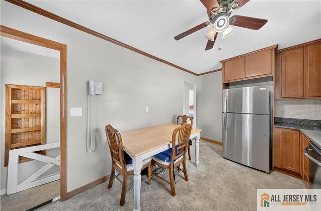 18 Woodland Road, Spotswood, NJ 08884