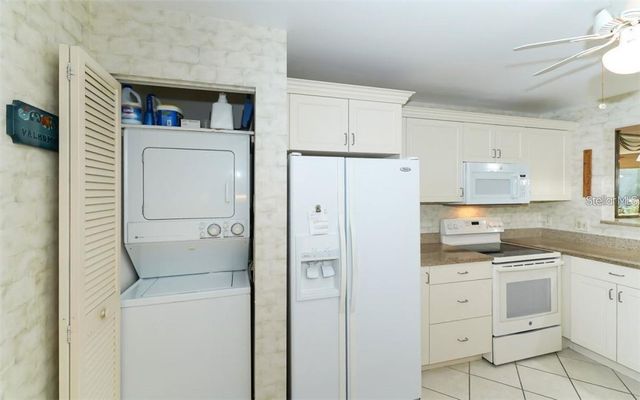 183 PINENEEDLE DRIVE, Bradenton, FL 34210