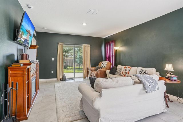 470 LIU LANE, Deland, FL 32724