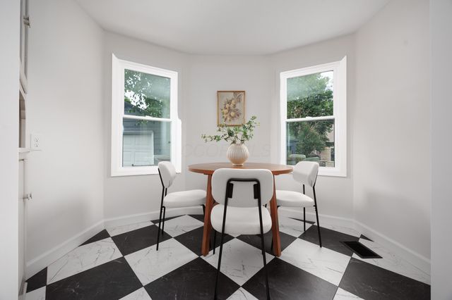 162 S Southampton Avenue, Columbus, OH 43204