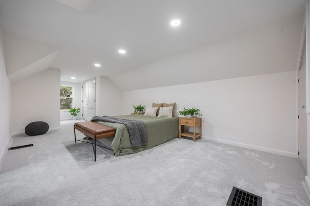 162 S Southampton Avenue, Columbus, OH 43204