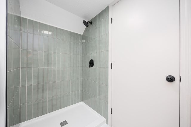 162 S Southampton Avenue, Columbus, OH 43204
