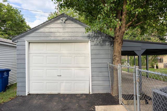 162 S Southampton Avenue, Columbus, OH 43204