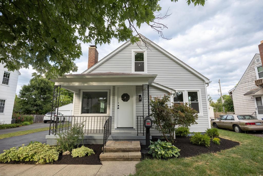 162 S Southampton Avenue, Columbus, OH 43204